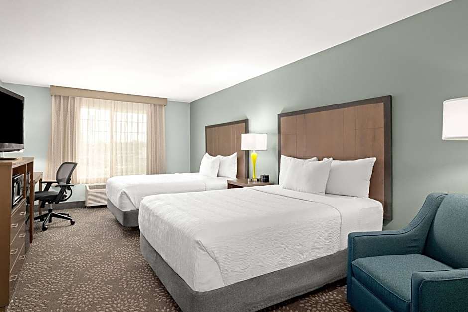 La Quinta Inn & Suites by Wyndham Newport