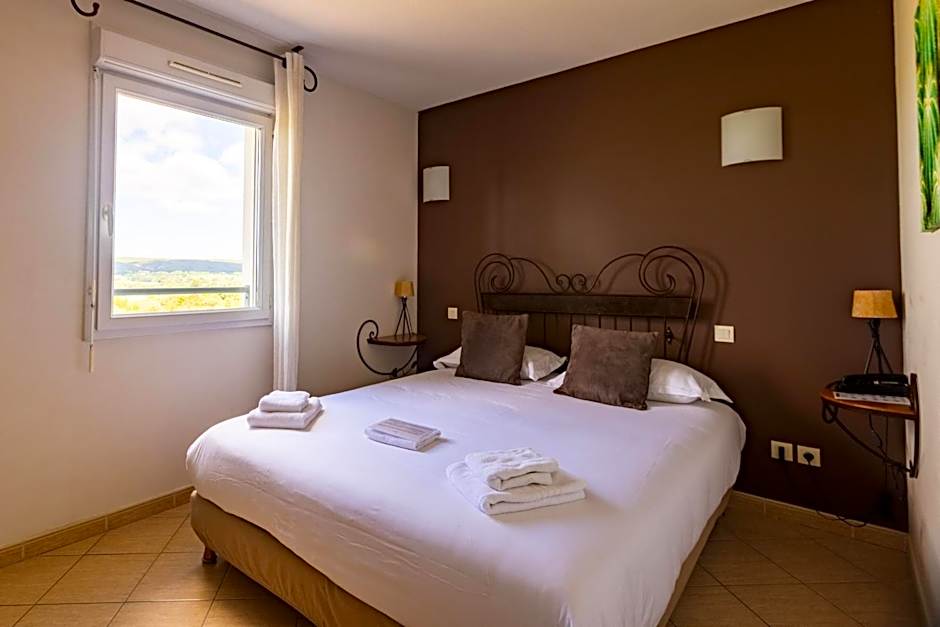 Hotel Restaurant Le Gardon - Pont du Gard