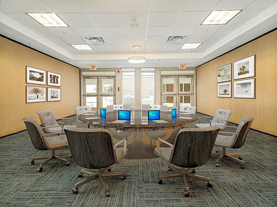 Holiday Inn Express Hotel & Suites Medicine Hat Transcanada Hwy 1 By IHG