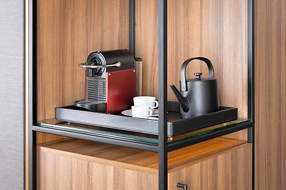 NH Collection Amsterdam Flower Market