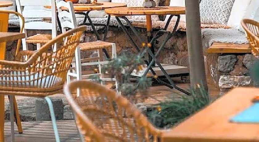 Attalos Suites Hotel