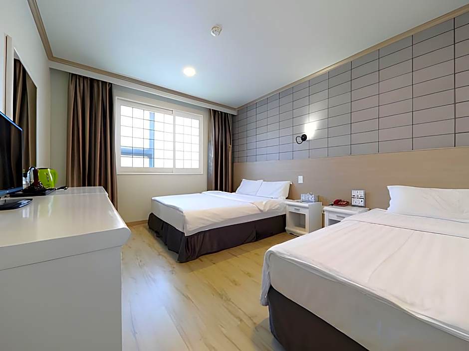 Apple Hotel