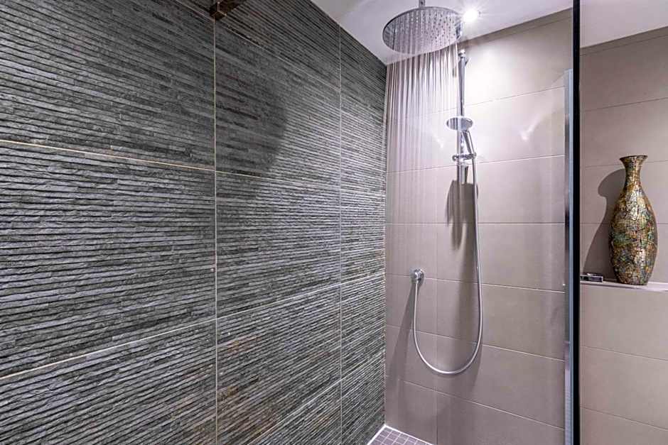 Holiday Inn Newcastle South by IHG