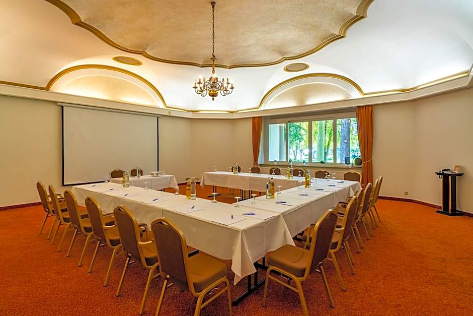 PK Parkhotel Kurhaus