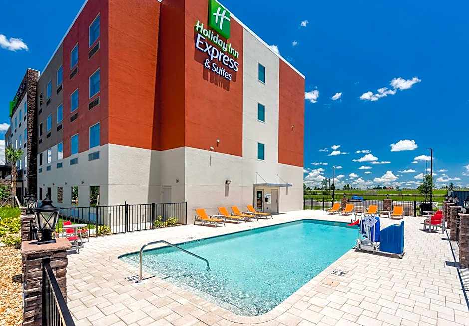 Holiday Inn Express and Suites Punta Gorda By IHG