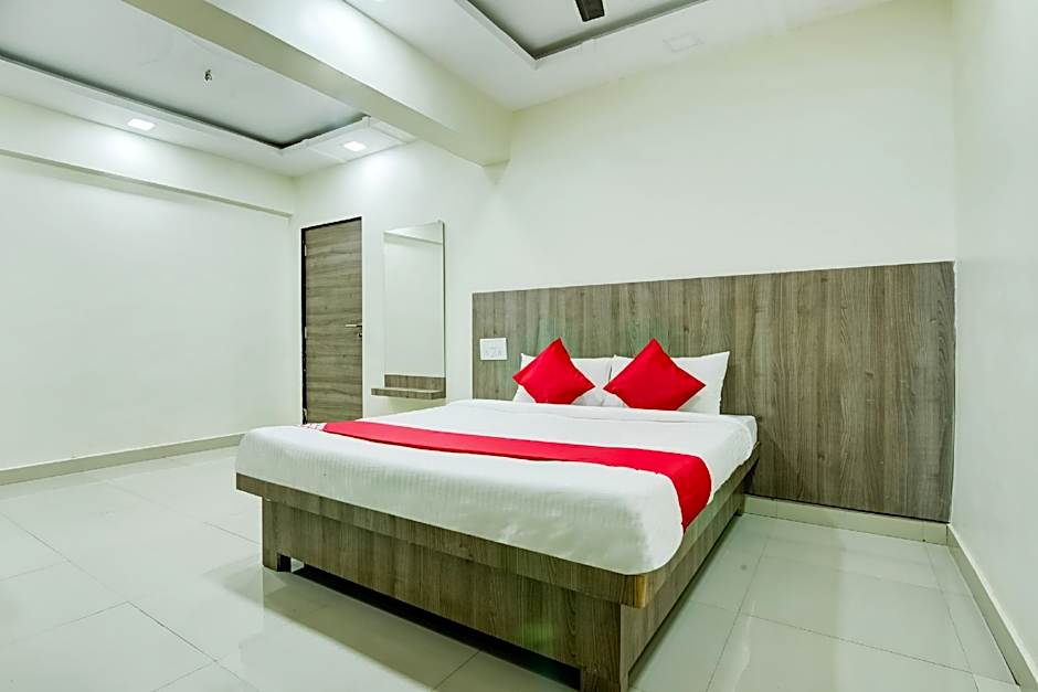 Kunal Palace by OYO Rooms – Navi Mumbai, KY