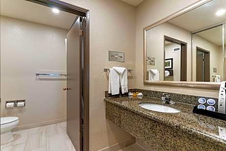 2 Queen Beds, Non-Smoking, High Speed Internet Access, Refrigerator, Coffee Maker, Iron And Ironing 