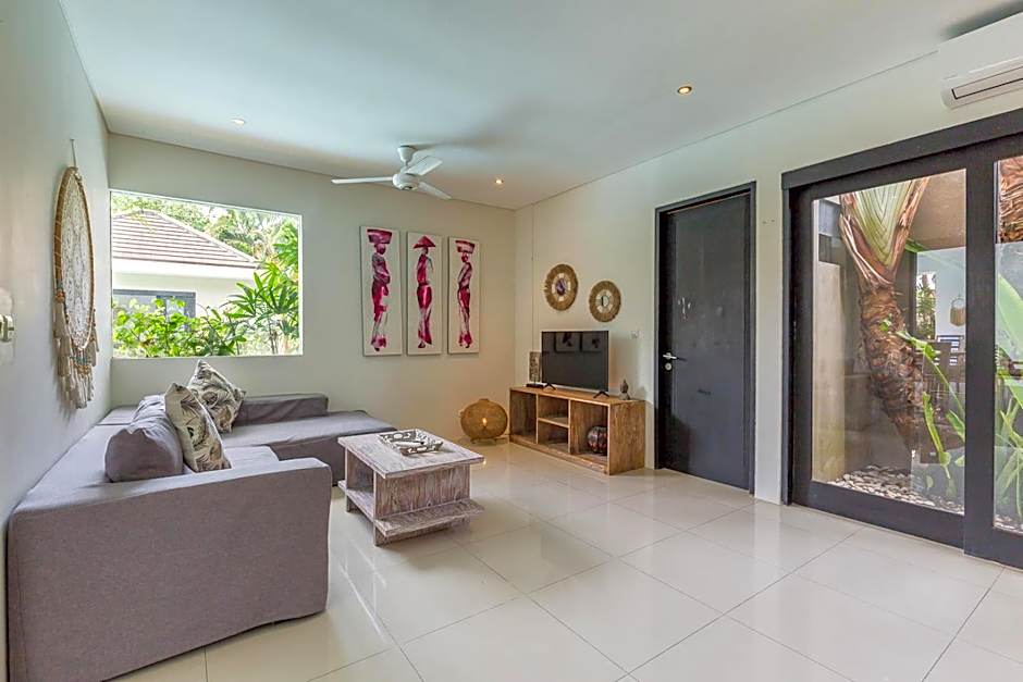 Beautiful Huge 4 bedrooms Villa in Canggu