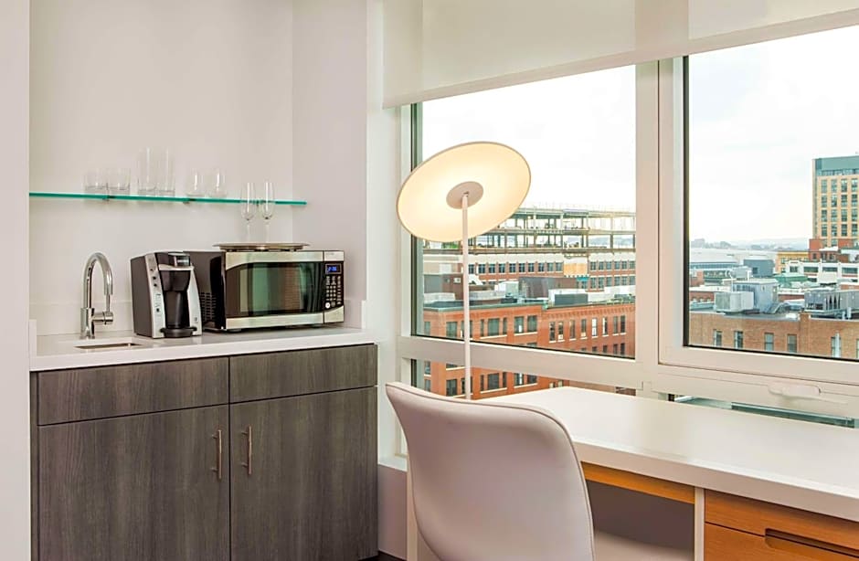 YOTEL Boston
