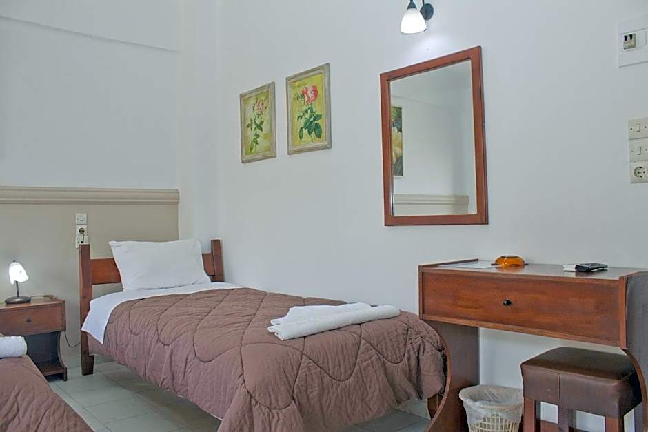 Danaos Hotel