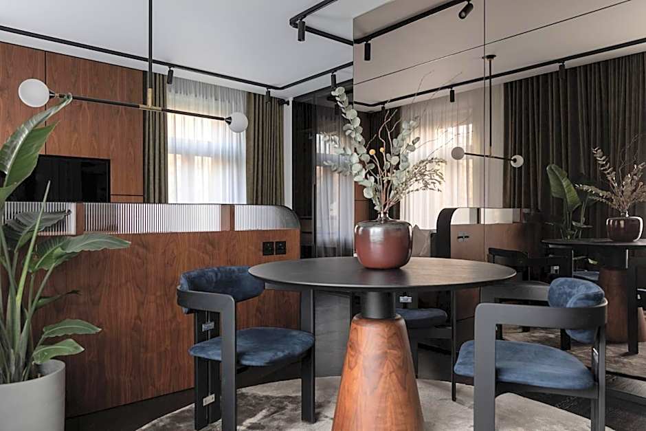 A22 Hotel