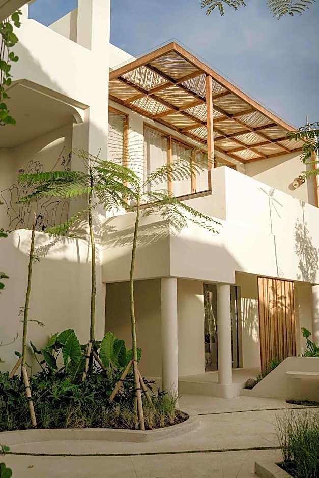 Oshom Bali