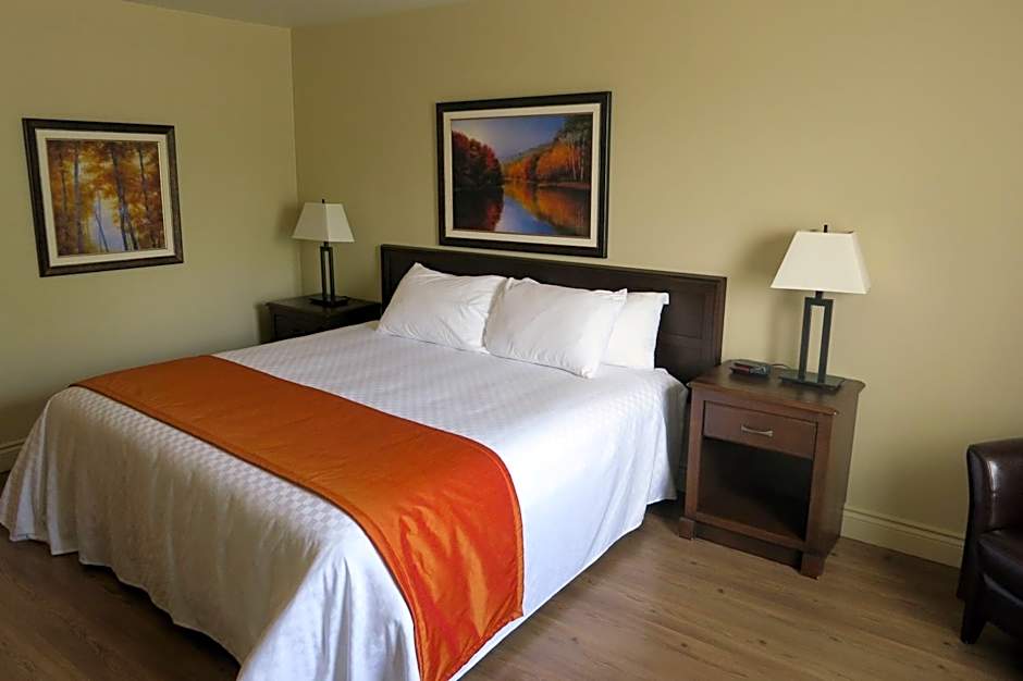 Days Inn by Wyndham Levis