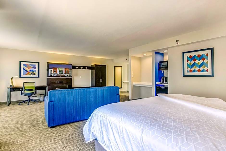 Holiday Inn Express And Suites Longview North By IHG