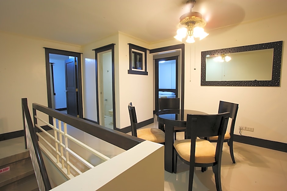 Photo 1 of 2 of Entire 3-Bed Dormitory - Mixed