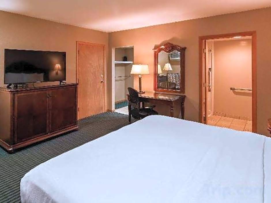 Best Western River Terrace