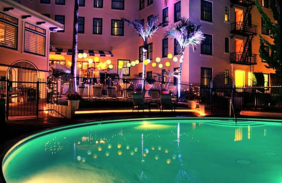 Grande Colonial La Jolla