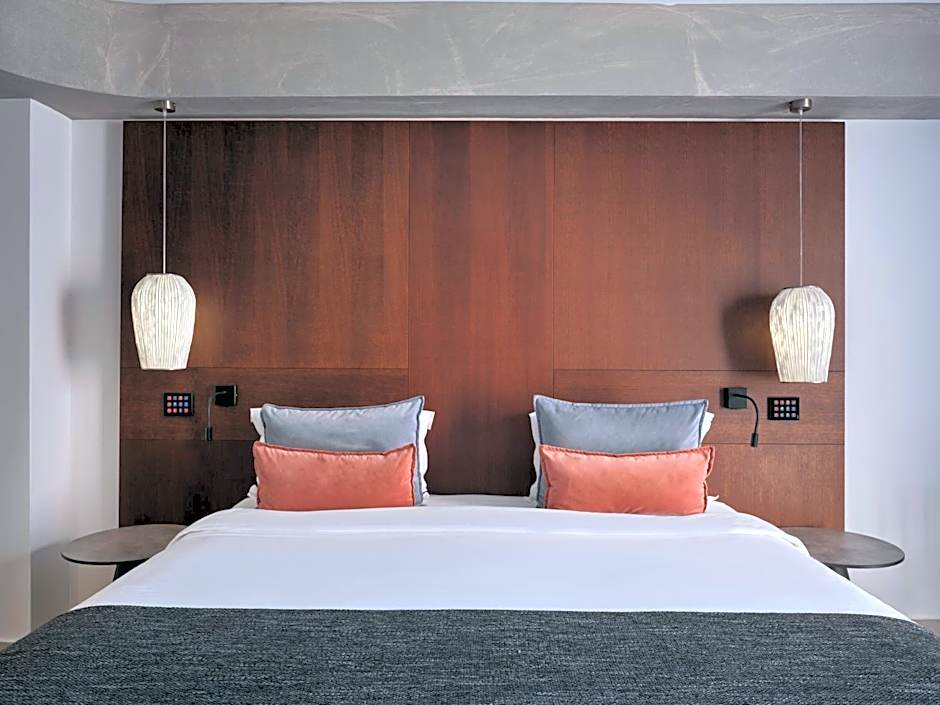 Atlantica Caldera Palace