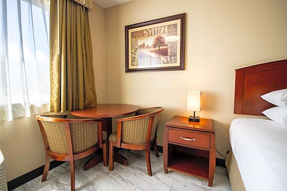 Red Lion Inn & Suites Vancouver