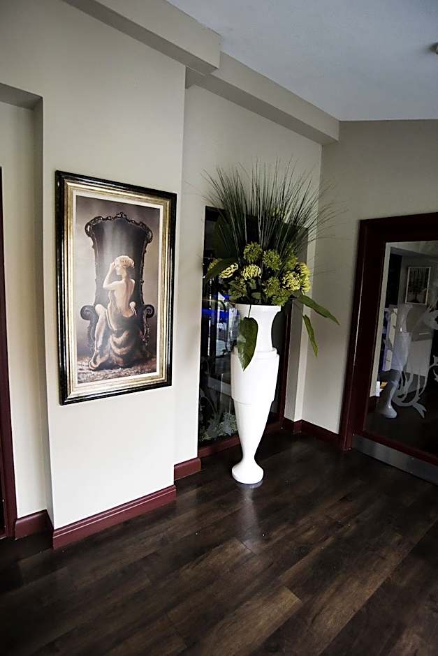 The Ashbourne Hotel, BW Signature Collection