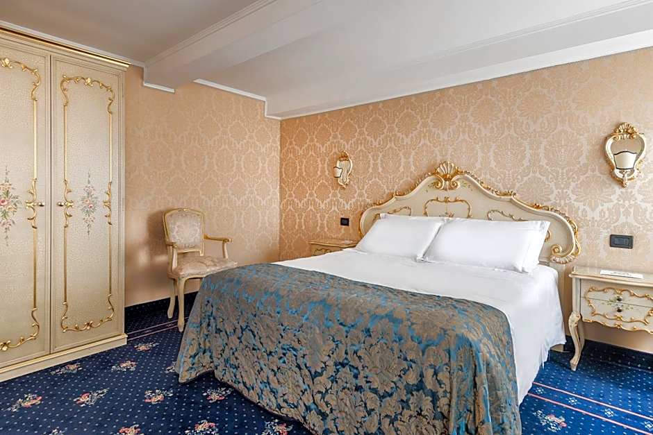 Hotel Montecarlo
