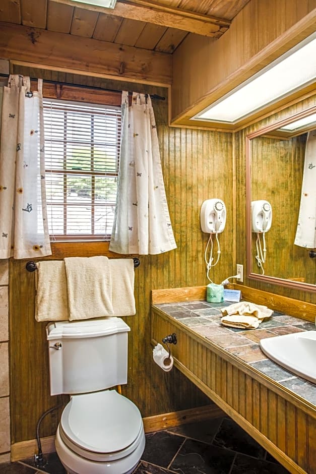 Boxwood Lodge Blowing Rock near Boone-University