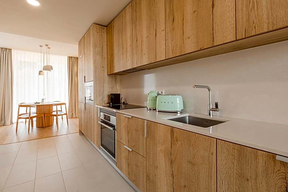 White Shell Beach Villas