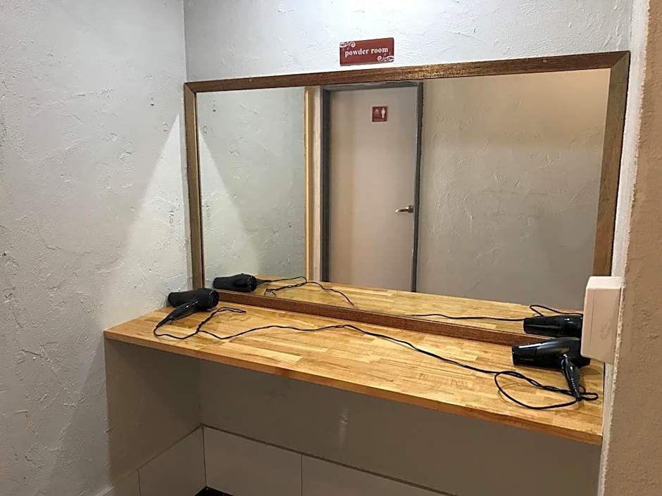 Hay Street Traveller's Inn