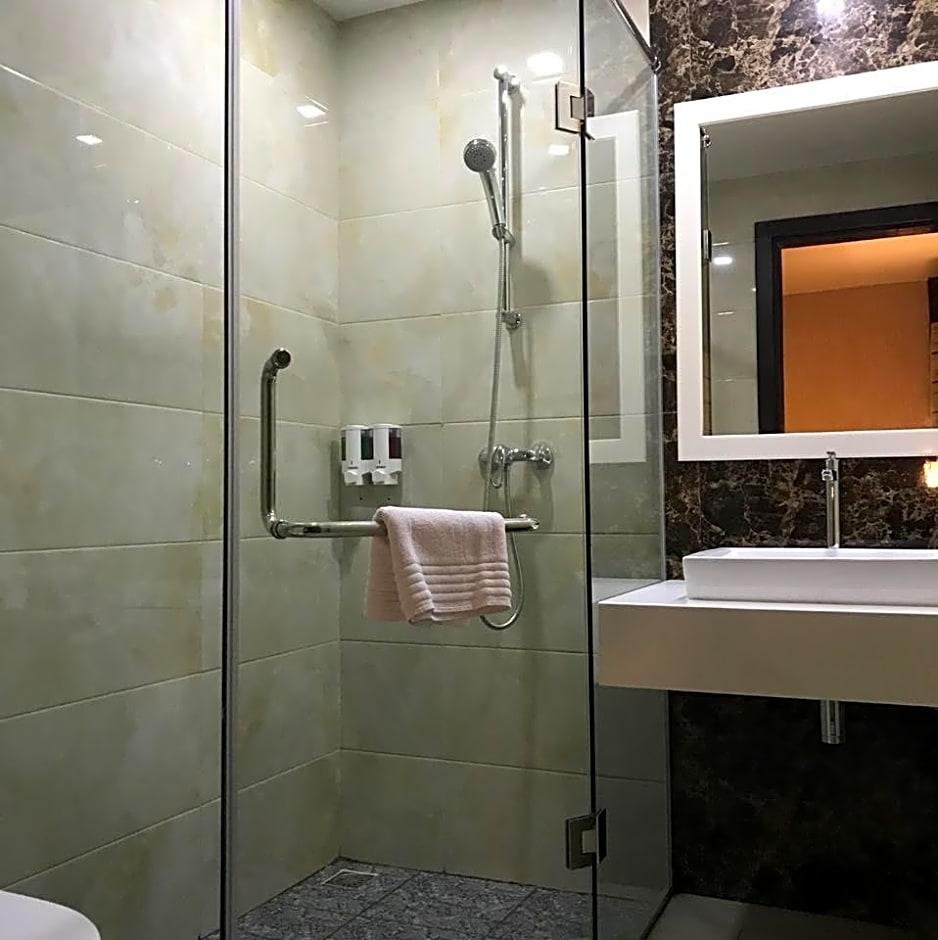 Paragon Nagoya Hotel Batam