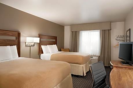 Deluxe Double Room - Mobility Access/Non-Smoking