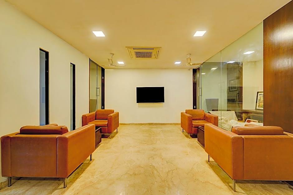Townhouse 1116 G Silver Hotels – Chennai, IL