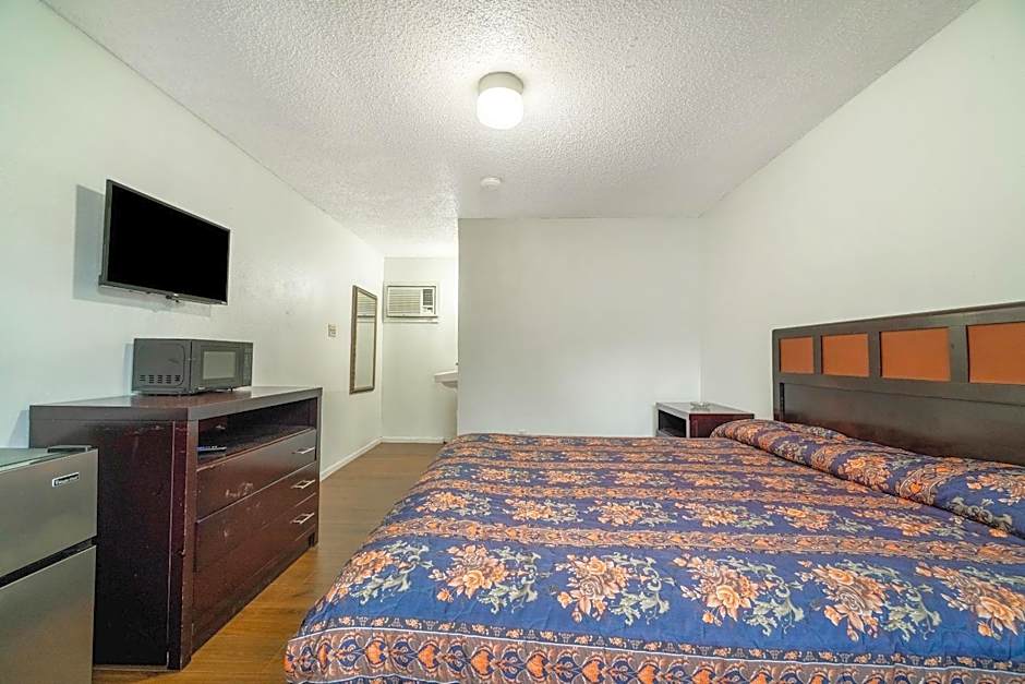 Budget Inn By OYO Palestine TX Hwy 79