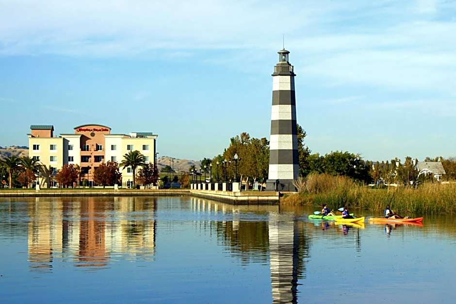 Hampton Inn By Hilton And Suites Suisun City