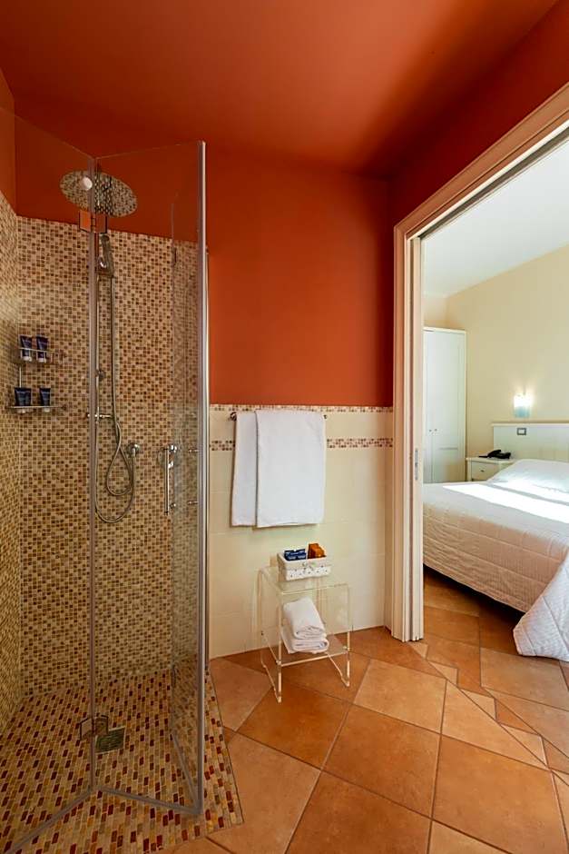 Marin Hotel