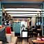 Apo Hotel