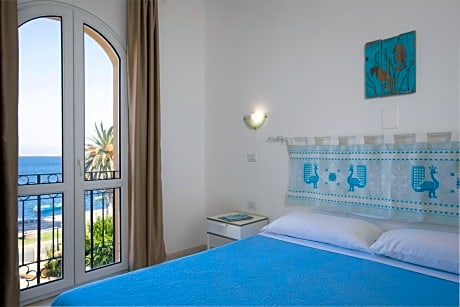 Comfort Double or Twin Room with Sea View