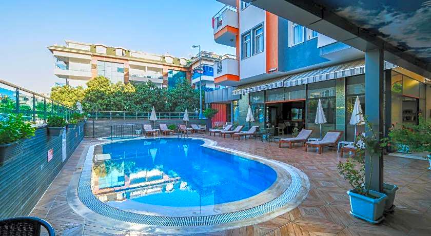 Cleopatra King Apart