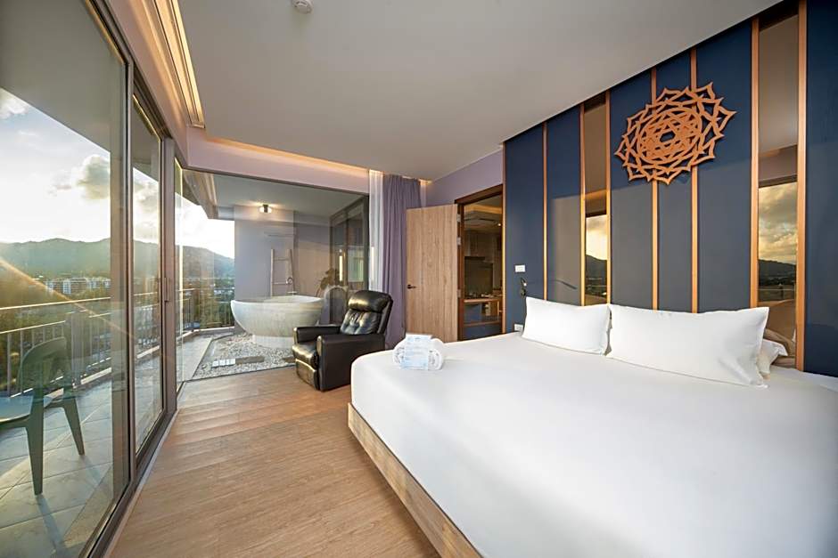 Photo 1 of 7 of Luxury Suite
