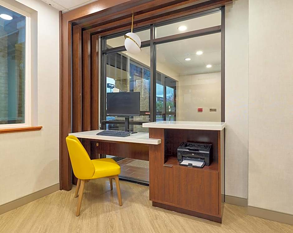 Comfort Suites Springfield RiverBend Medical