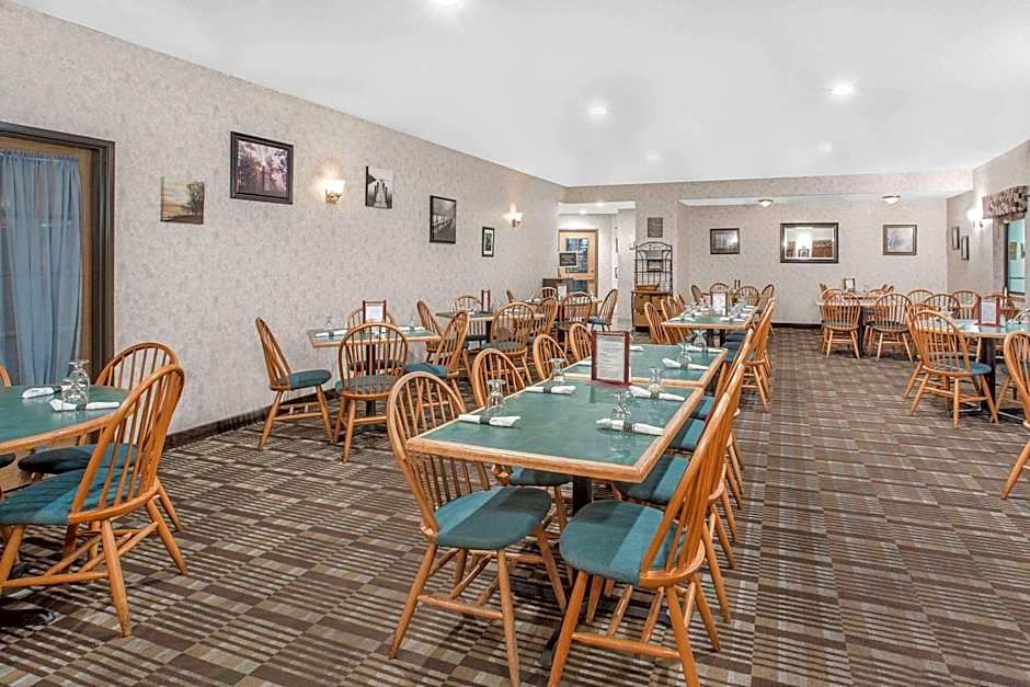 Ramada by Wyndham Hancock Waterfront