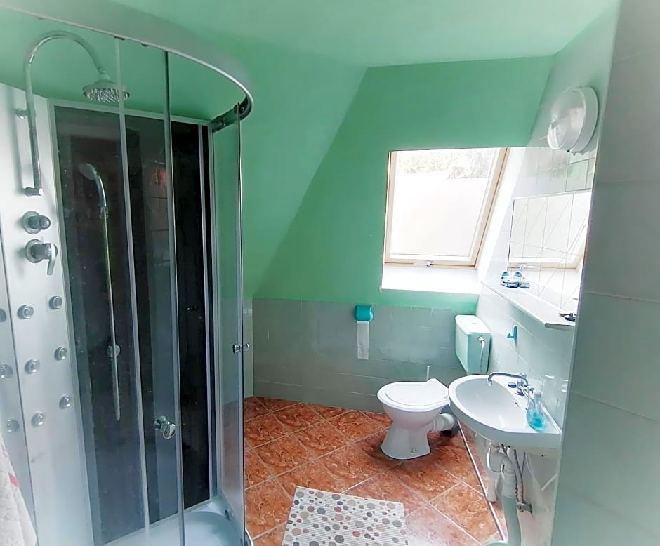 Domek letniskowy - jezioro Dadaj