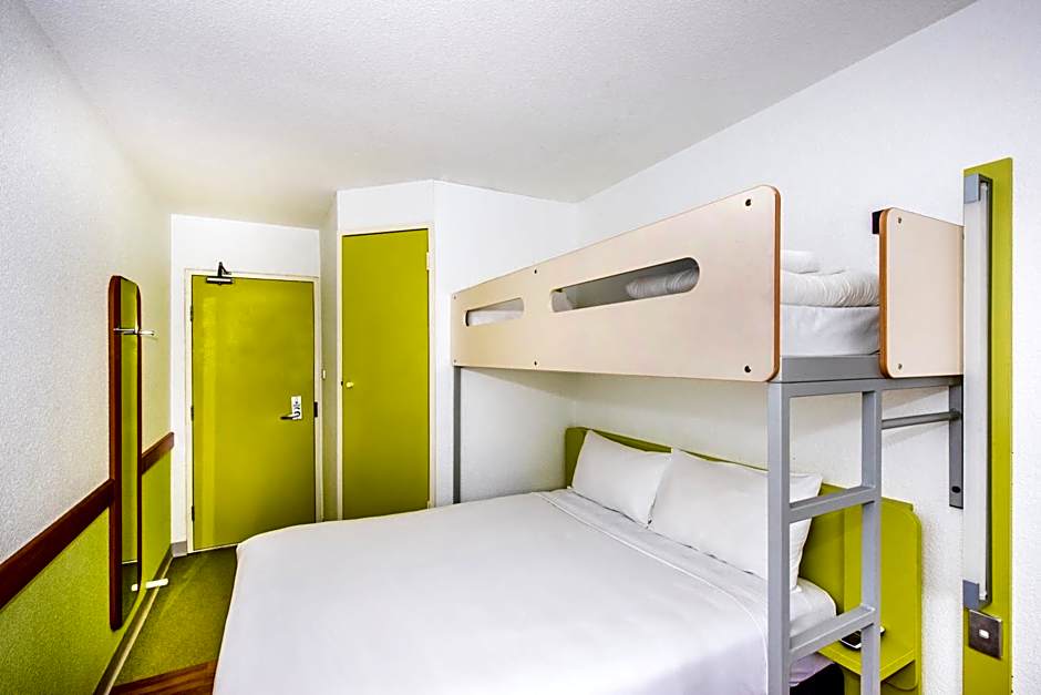 Ibis Budget St Peters