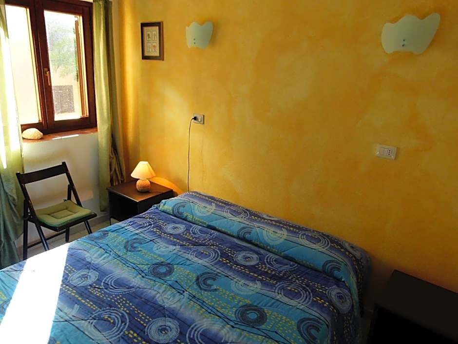 Zdjęcie 1 z 24 — 1 Bedroom Apartment, Sea View