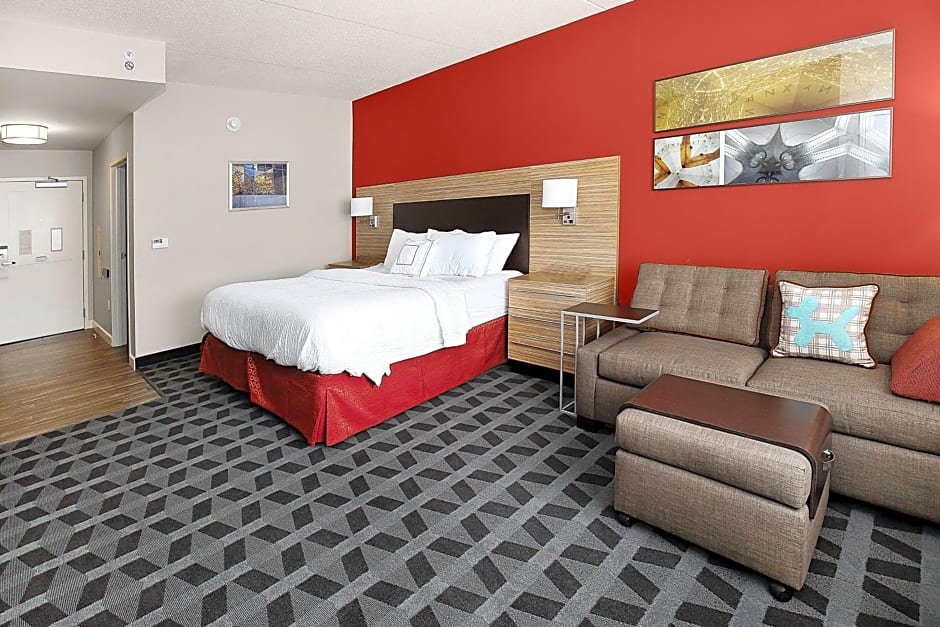 TownePlace Suites by Marriott Grove City Mercer/Outlets
