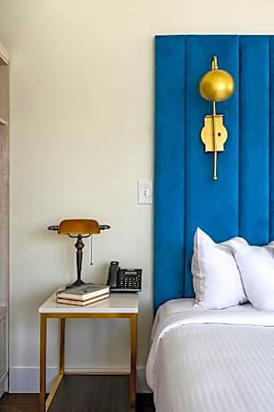Grand King Room