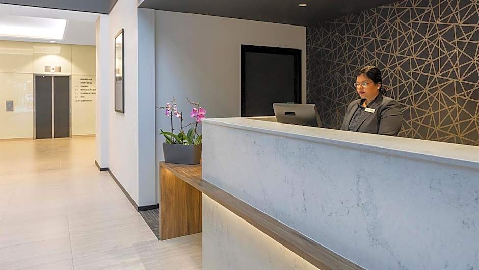 Oaks Wellington Hotel