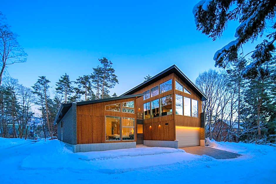 The Moo by The Hakuba Collection