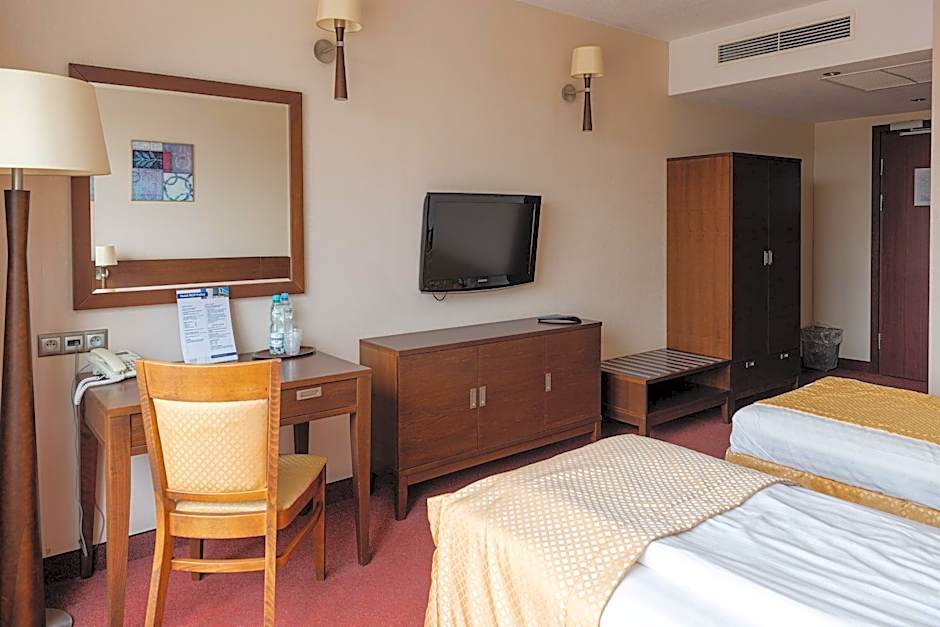 Hotel Police