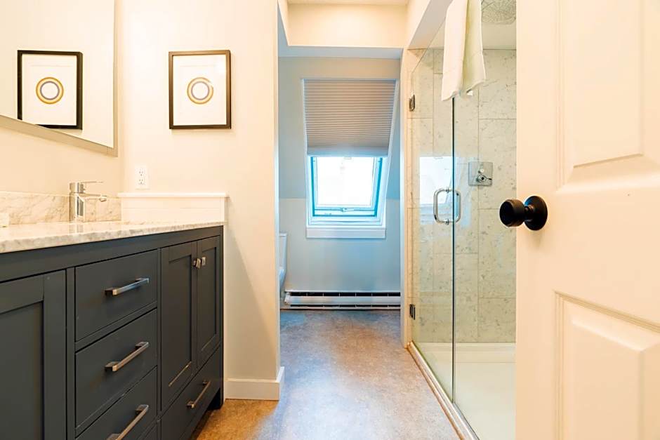 Mercury Hotel Provincetown