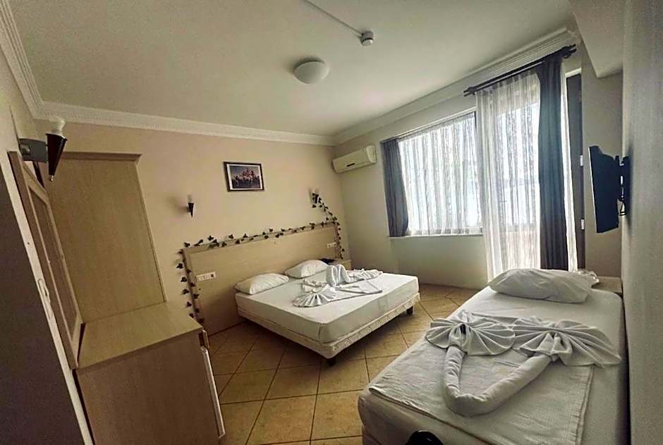 Kaunos Hotel
